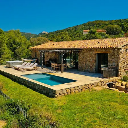 Domaine Aria Di Terra***** Figari (Corsica)