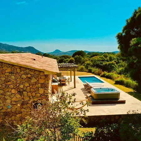 Villa Domaine Aria Di Terra***** *