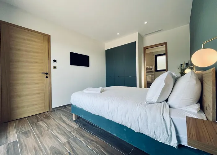 Domaine Aria Di Terra***** *