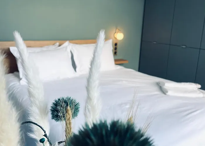 Domaine Aria Di Terra***** Villa Figari (Corsica)