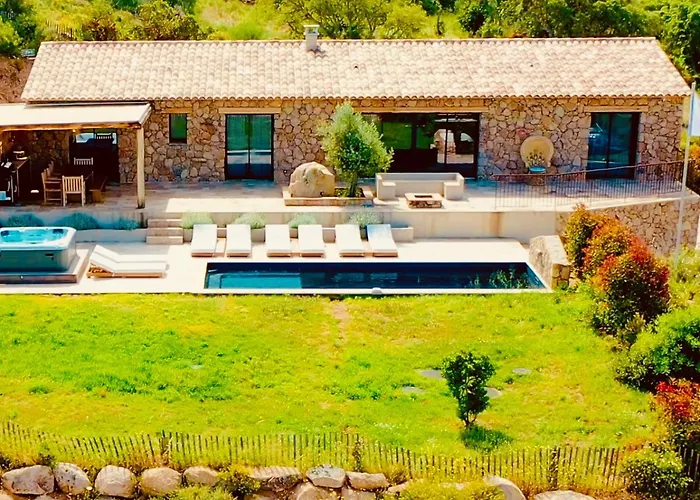 Domaine Aria Di Terra***** * Figari (Corsica)