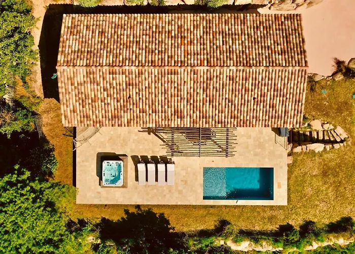 Villa Domaine Aria Di Terra***** Figari (Corsica)